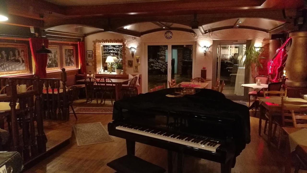 Hotel Restaurant Albans Sonne Bad Rippoldsau-Schapbach Esterno foto